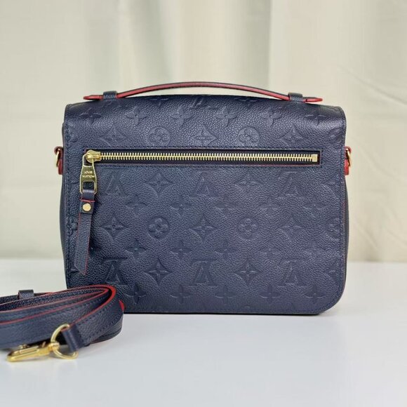 Louis Vuitton Blue Empreinte Metis Shoulder Bag - Picture 4 of 10